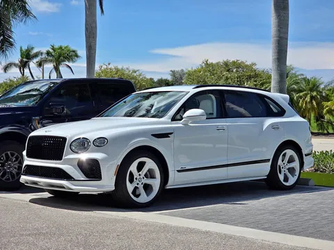 2023 Bentley Bentayga EWB Azure Bespoke Edition