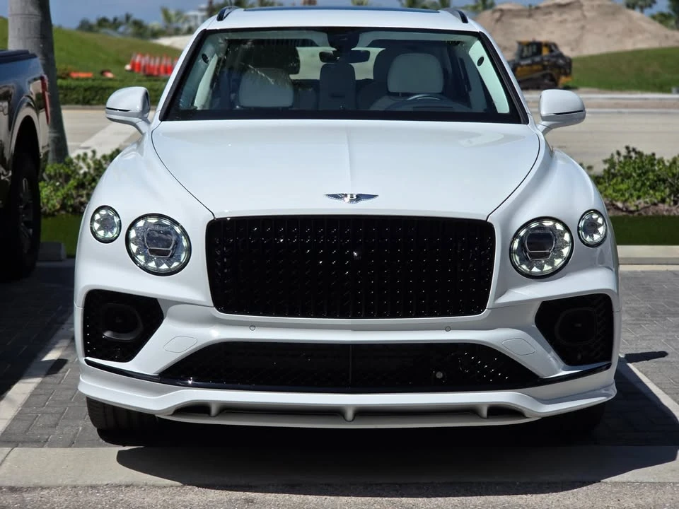 2023 Bentley Bentayga - Image 3 of 18