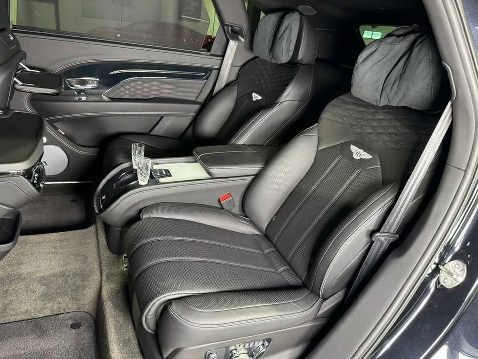 2023 Bentley Bentayga - Image 12 of 12