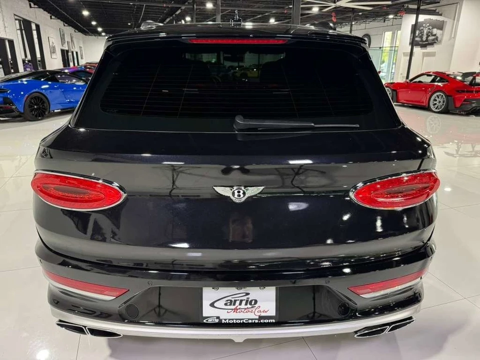 2023 Bentley Bentayga - Image 6 of 12