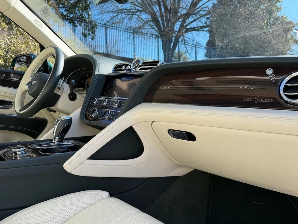 2023 Bentley Bentayga - Image 2 of 21