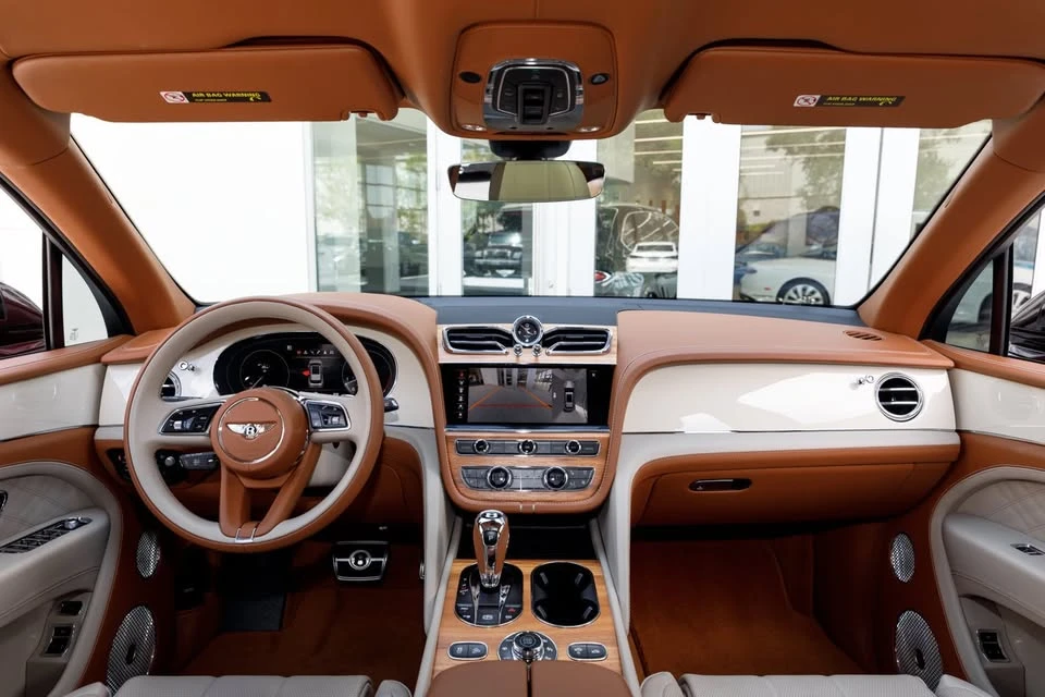 2023 Bentley Bentayga - Image 4 of 20