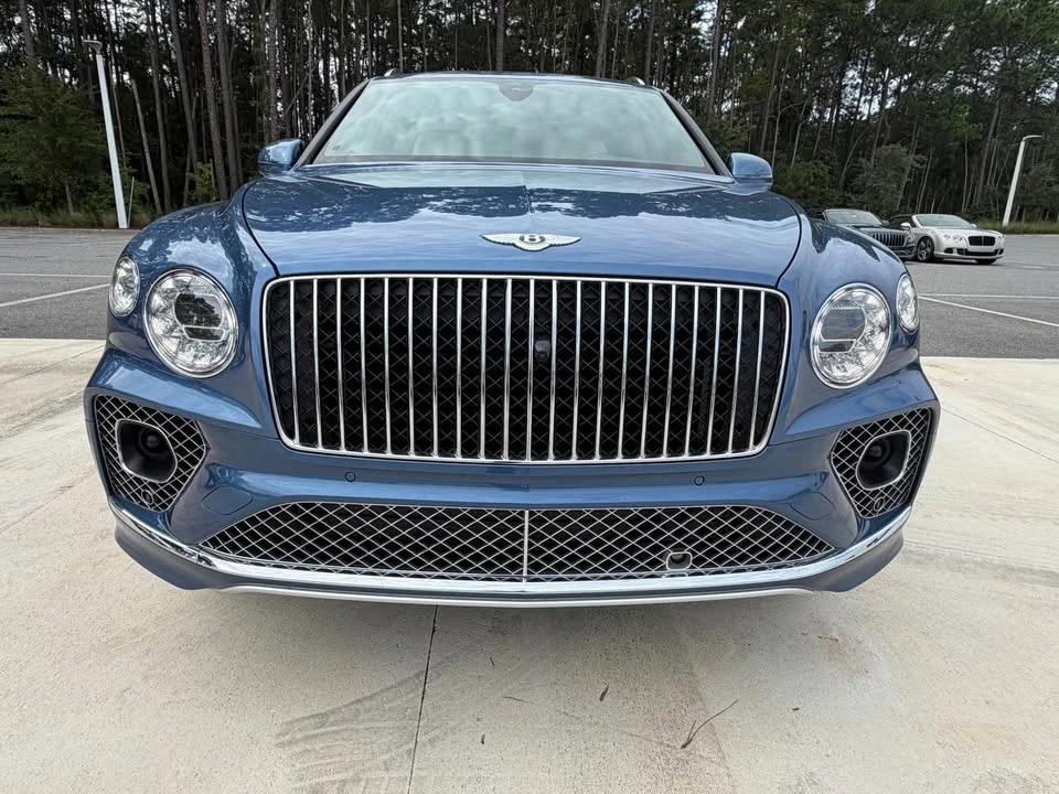 2023 Bentley Bentayga - Image 3 of 20