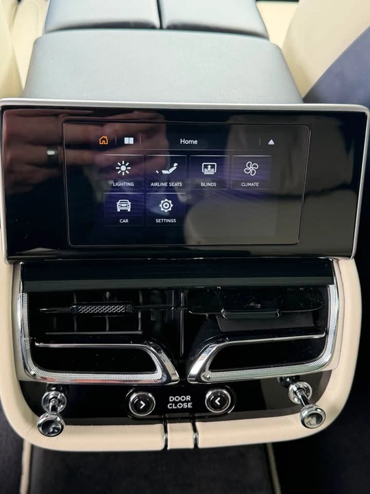 2023 Bentley Bentayga - Image 18 of 20