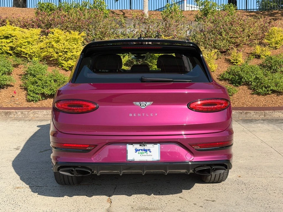 2023 Bentley Bentayga - Image 11 of 31