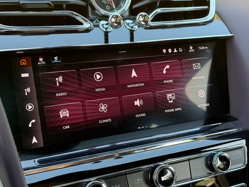 2023 Bentley Bentayga - Image 28 of 31