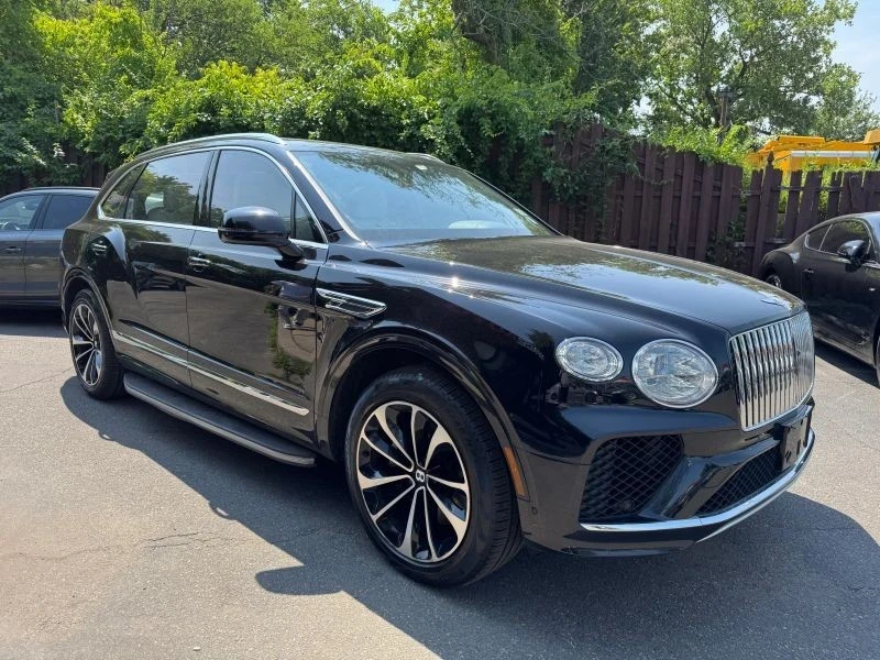 2023 Bentley Bentayga - Image 3 of 12