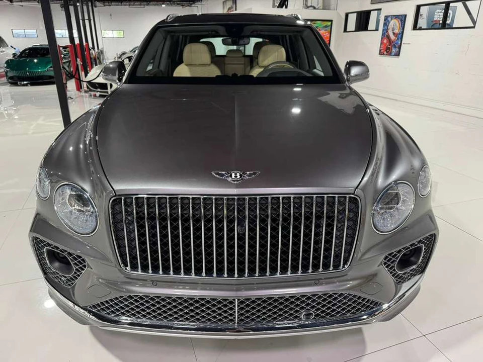 2023 Bentley Bentayga - Image 2 of 12
