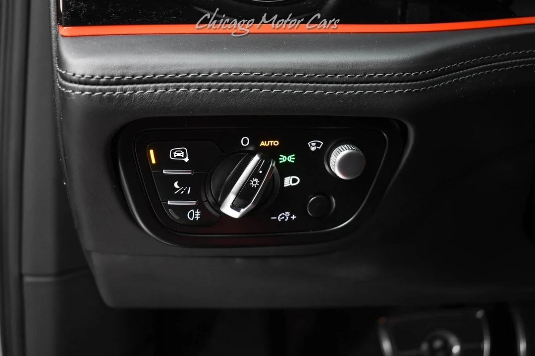 2023 Bentley Bentayga - Image 11 of 12