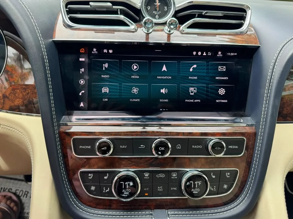 2023 Bentley Bentayga - Image 10 of 18