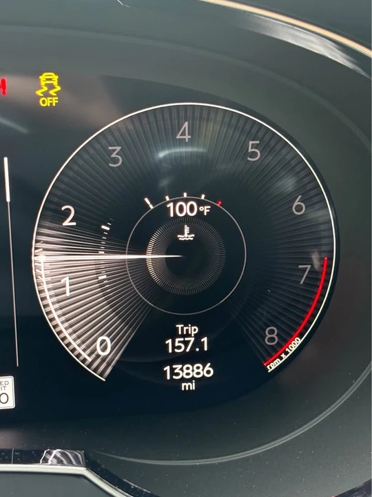 2023 Bentley Bentayga - Image 19 of 19