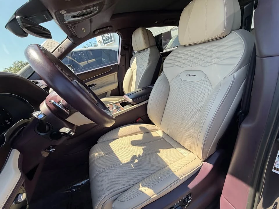 2023 Bentley Bentayga - Image 6 of 12