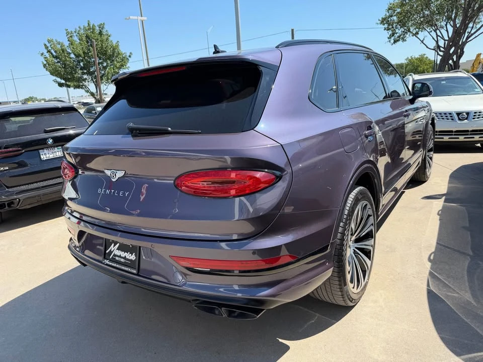 2023 Bentley Bentayga - Image 4 of 12