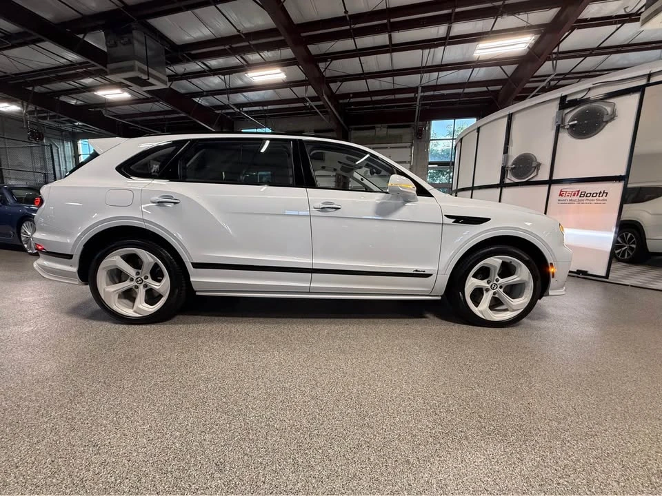2023 Bentley Bentayga - Image 3 of 20