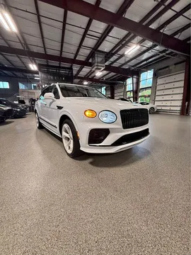 2023 Bentley Bentayga EWB Bespoke Edition