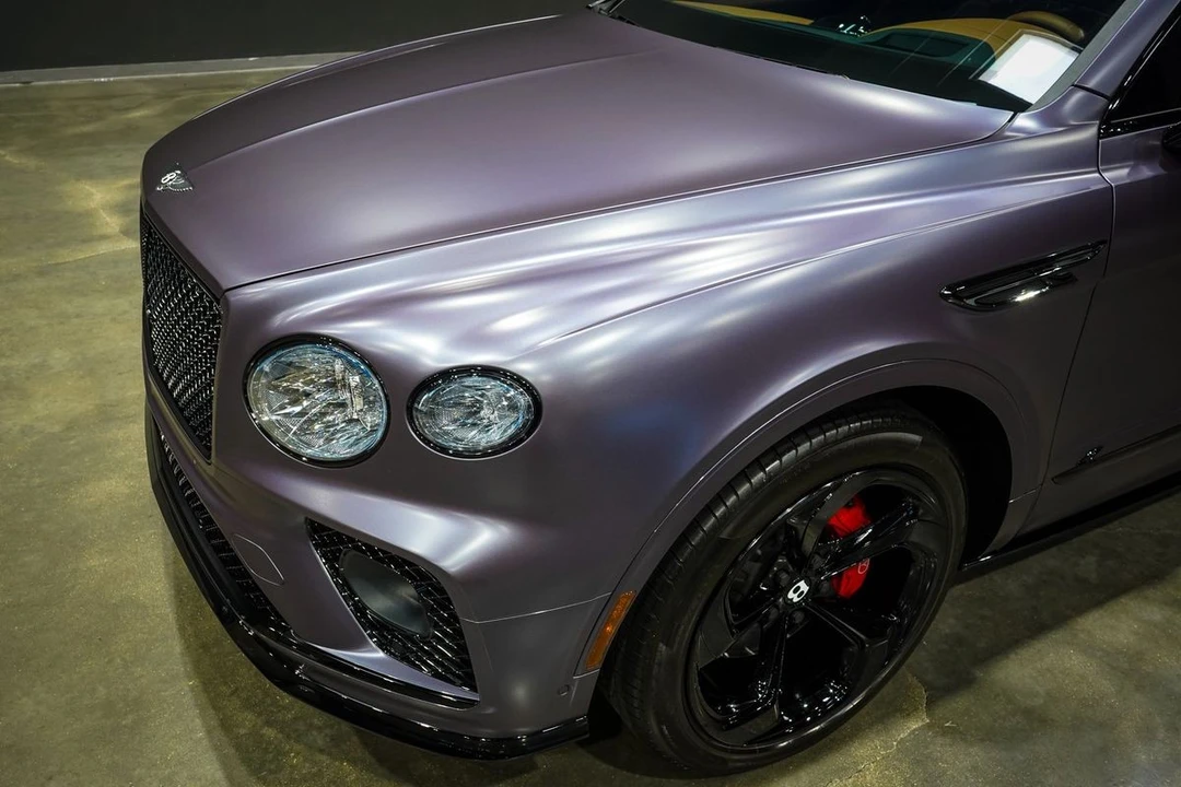 2023 Bentley Bentayga - Image 13 of 31