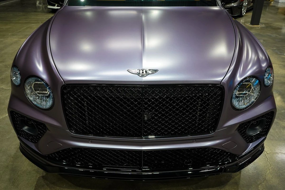 2023 Bentley Bentayga - Image 11 of 31