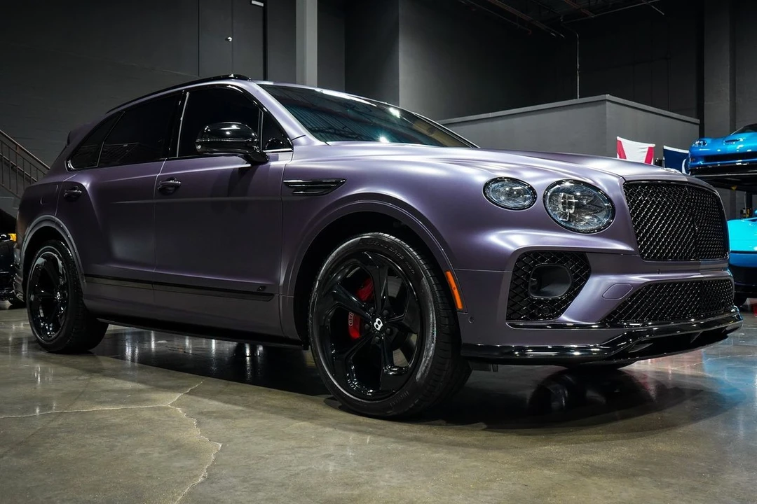 2023 Bentley Bentayga - Image 9 of 31