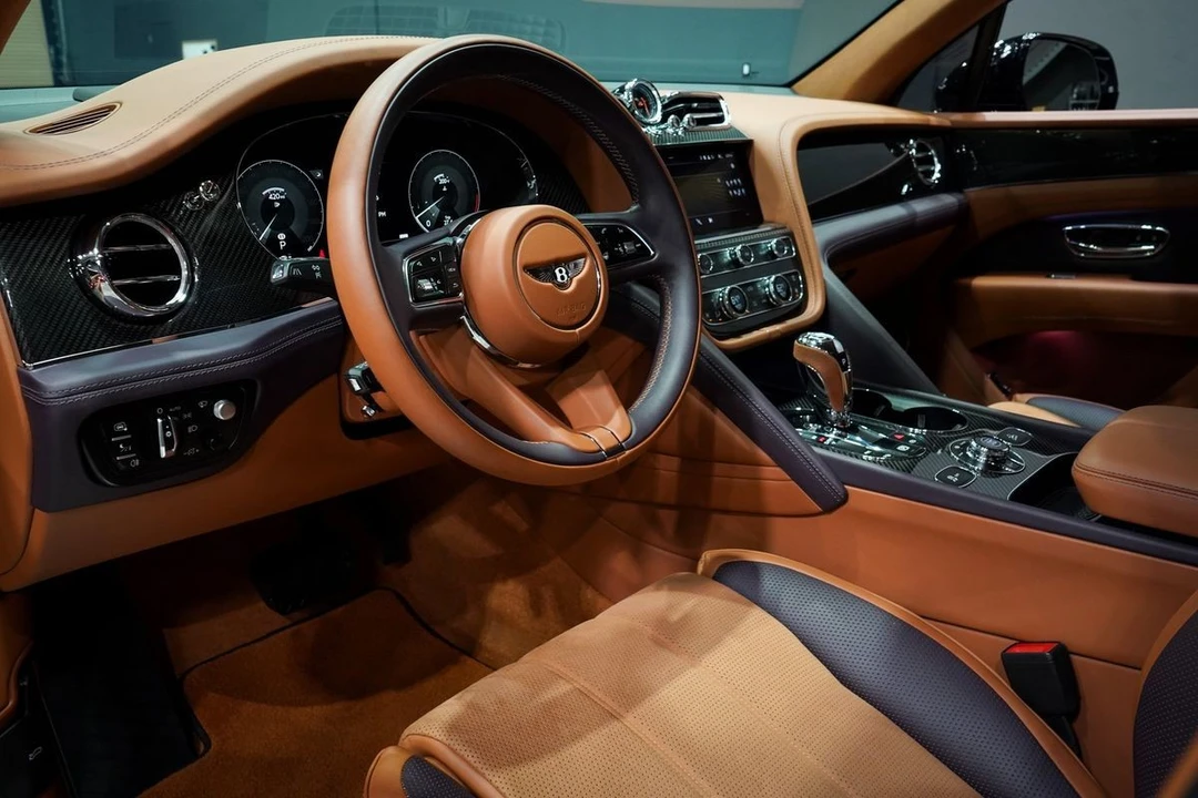 2023 Bentley Bentayga - Image 27 of 31