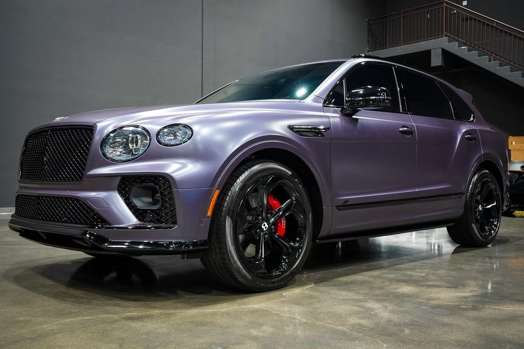 2023 Bentley Bentayga - Image 12 of 31