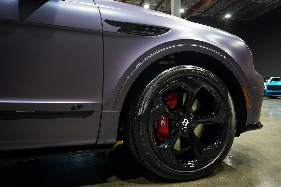 2023 Bentley Bentayga - Image 23 of 31