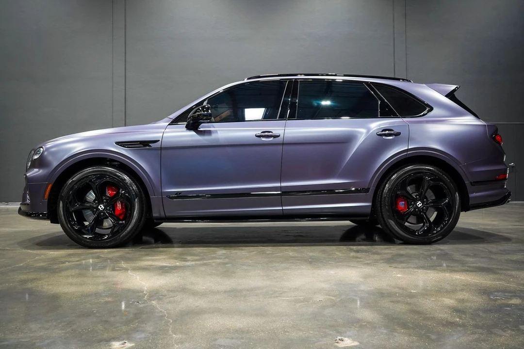 2023 Bentley Bentayga - Image 4 of 31
