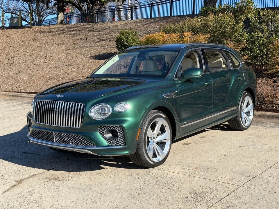 2023 Bentley Bentayga - Image 14 of 21