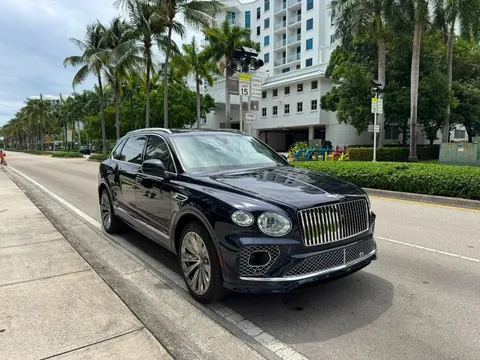 2023 Bentley Bentayga EWB V8 AWD