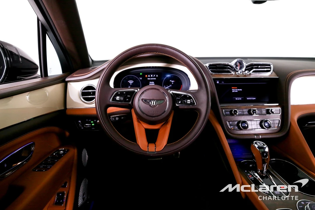 2023 Bentley Bentayga - Image 14 of 31
