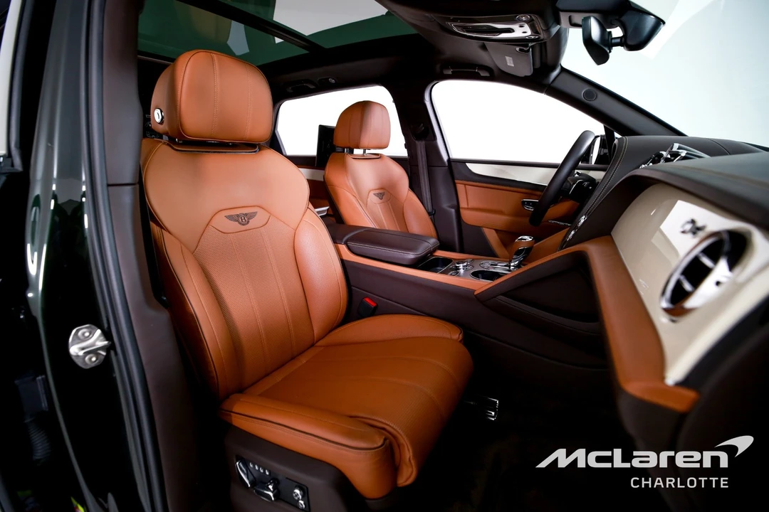 2023 Bentley Bentayga - Image 31 of 31