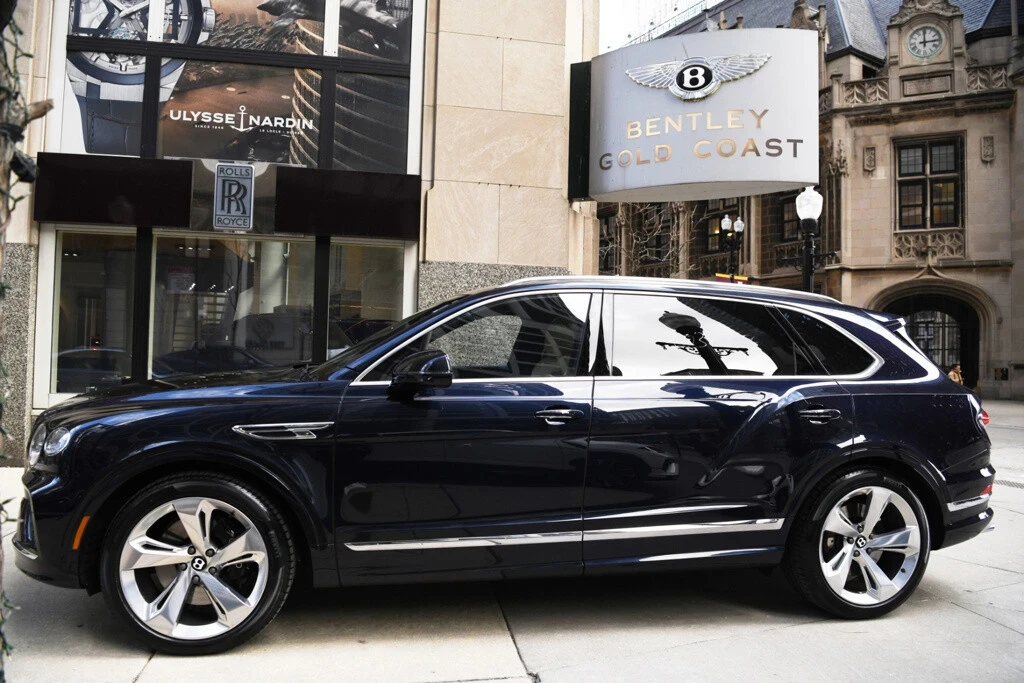 2023 Bentley Bentayga - Image 6 of 12