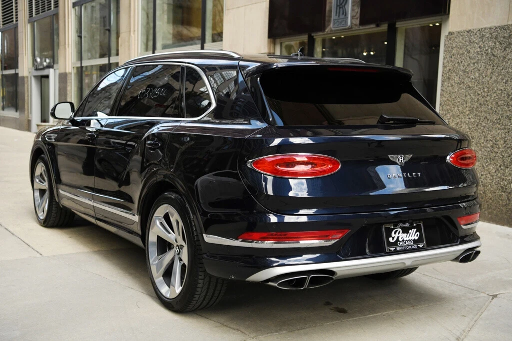 2023 Bentley Bentayga - Image 4 of 12