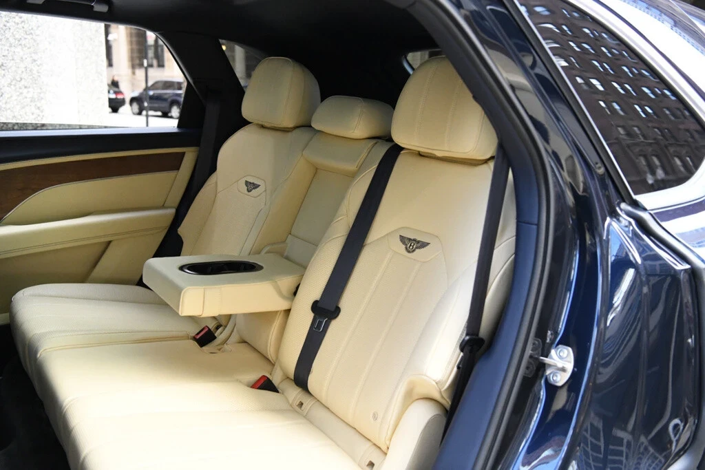 2023 Bentley Bentayga - Image 12 of 12