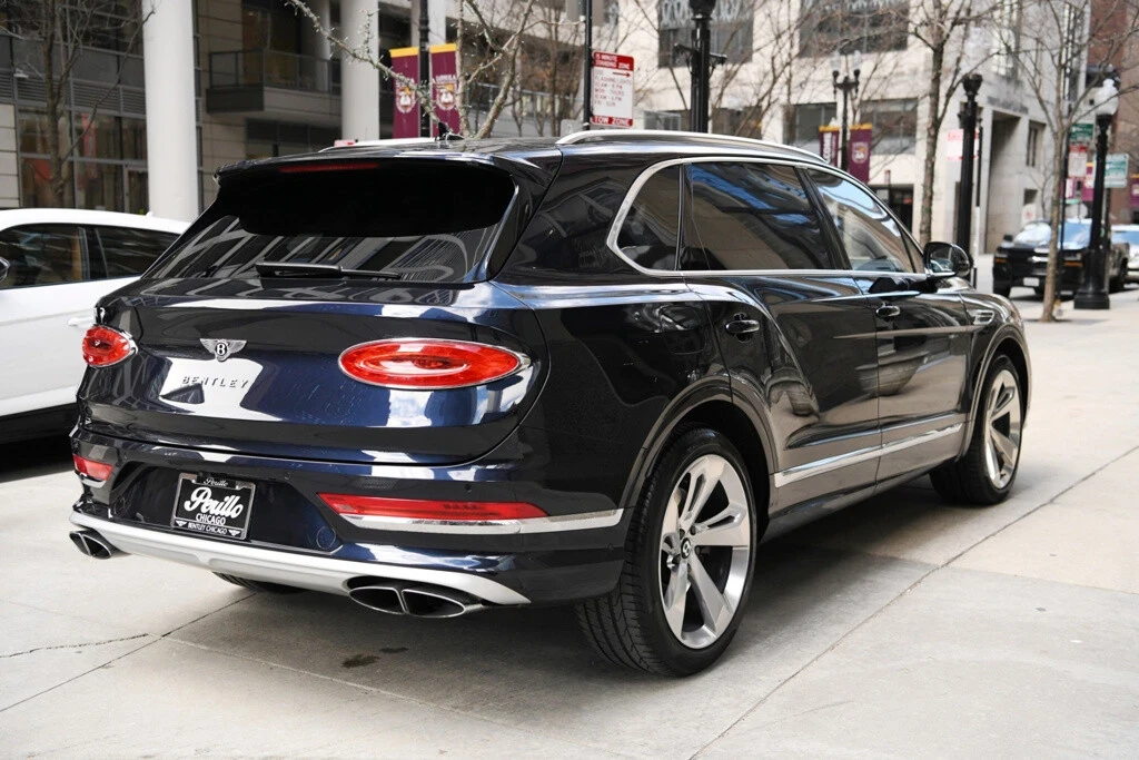 2023 Bentley Bentayga - Image 7 of 12