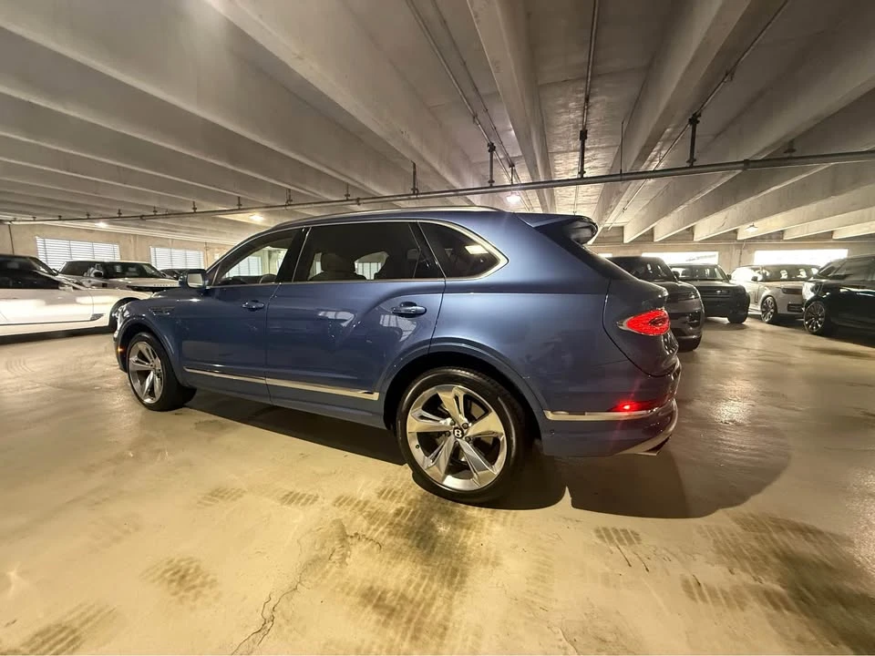 2023 Bentley Bentayga - Image 4 of 20