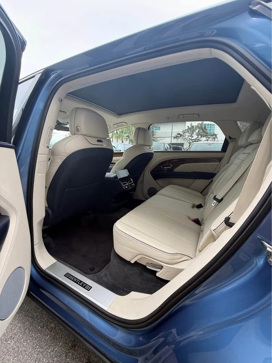 2023 Bentley Bentayga - Image 20 of 20