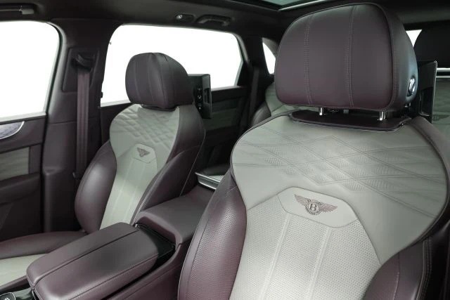 2023 Bentley Bentayga - Image 3 of 12