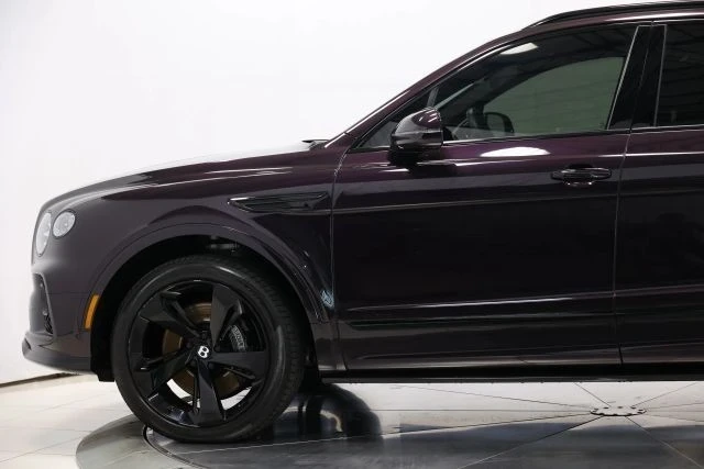 2023 Bentley Bentayga - Image 7 of 12