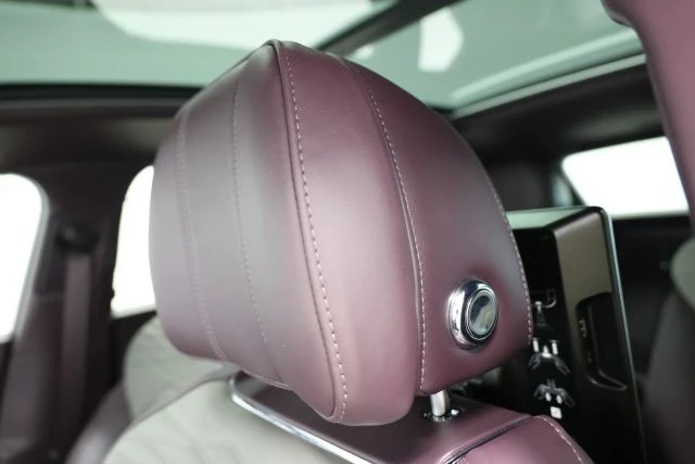 2023 Bentley Bentayga - Image 20 of 21