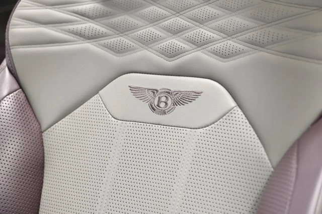 2023 Bentley Bentayga - Image 20 of 21