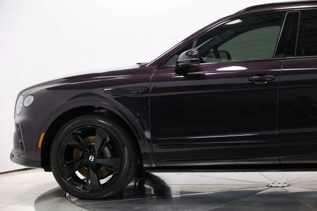 2023 Bentley Bentayga - Image 7 of 21