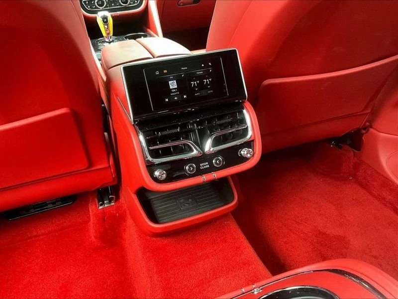 2023 Bentley Bentayga - Image 10 of 20