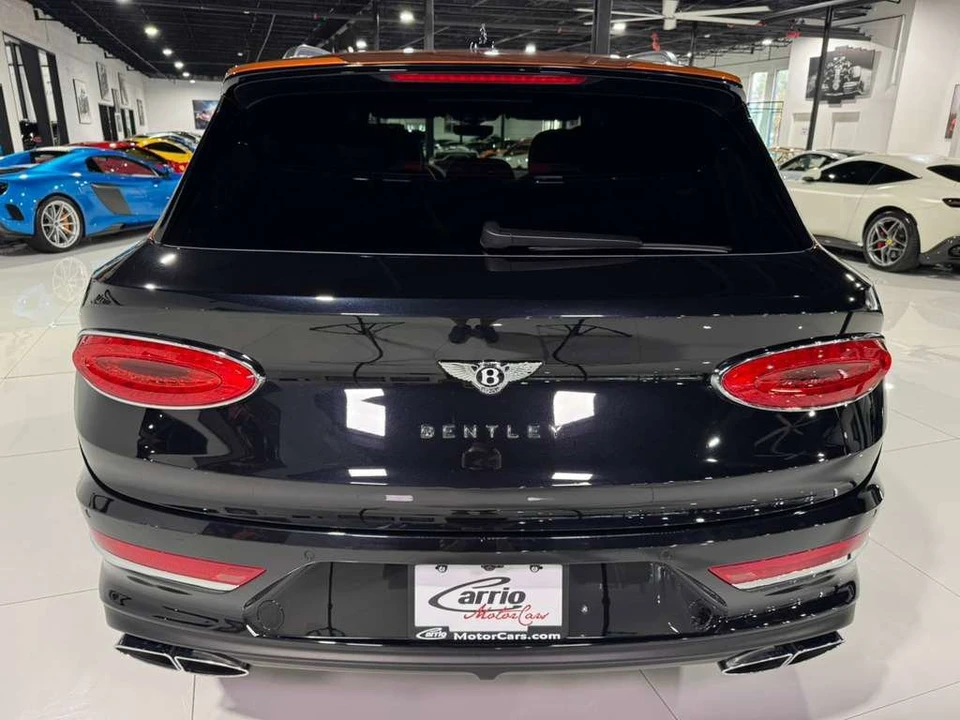 2023 Bentley Bentayga - Image 6 of 12
