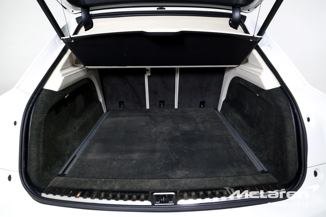 2023 Bentley Bentayga - Image 19 of 31