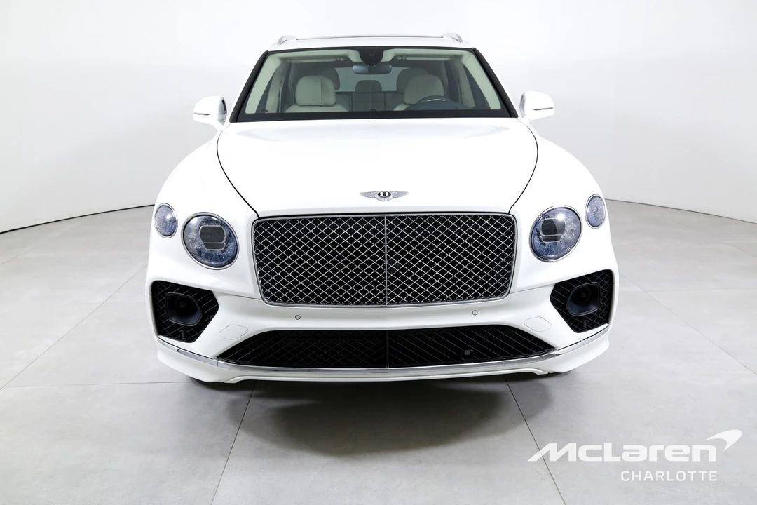 2023 Bentley Bentayga - Image 4 of 31
