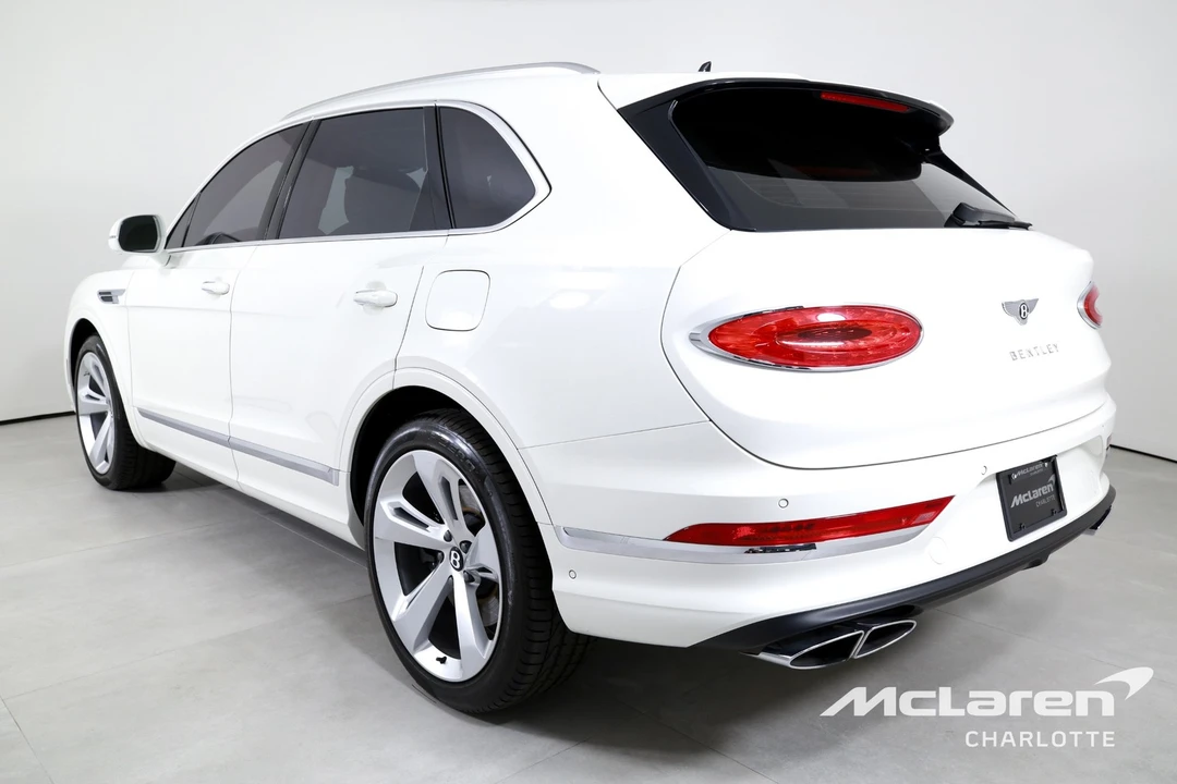 2023 Bentley Bentayga - Image 6 of 12