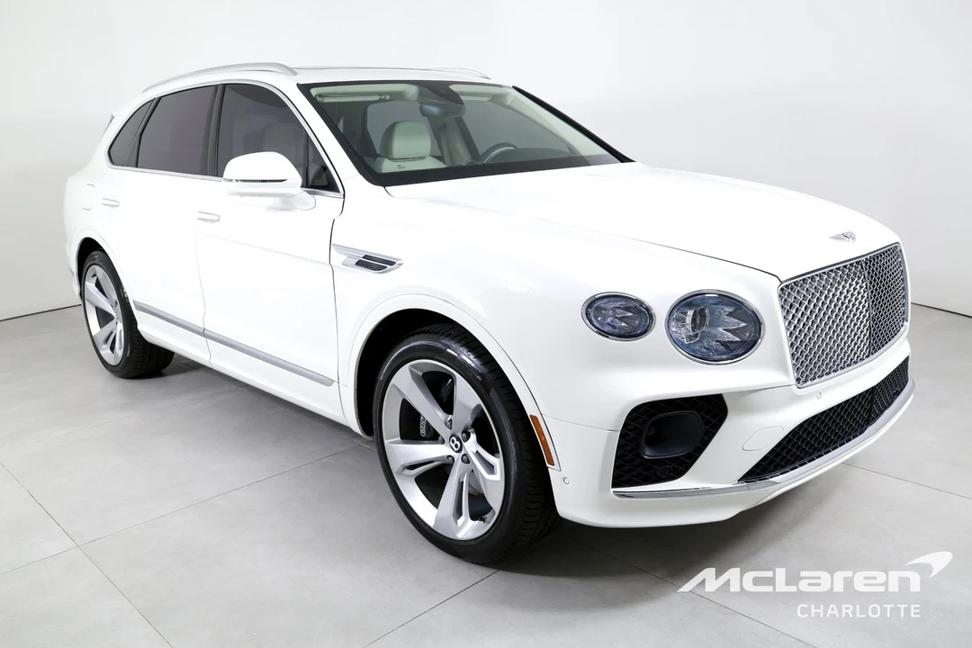 2023 Bentley Bentayga - Image 3 of 12