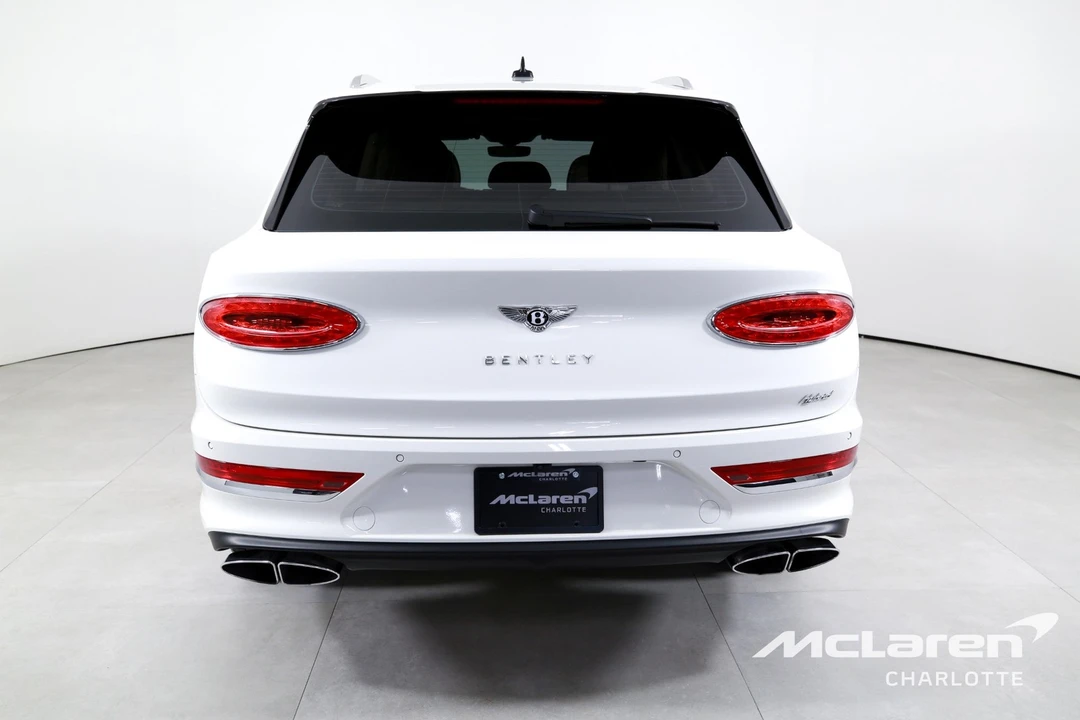 2023 Bentley Bentayga - Image 7 of 12