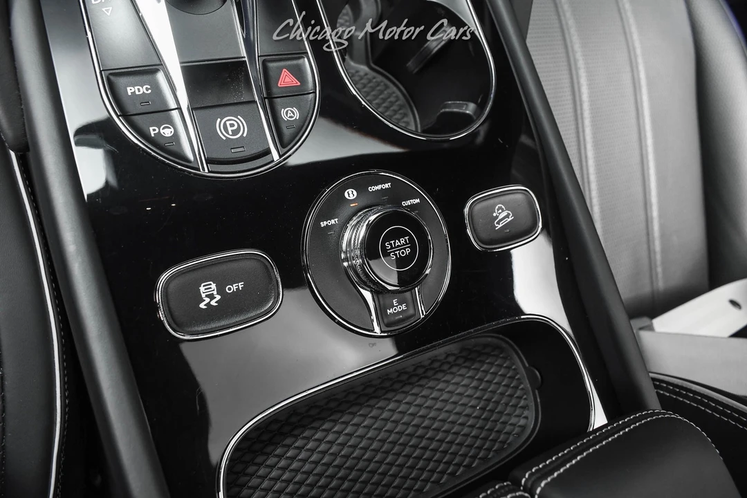 2023 Bentley Bentayga - Image 20 of 21
