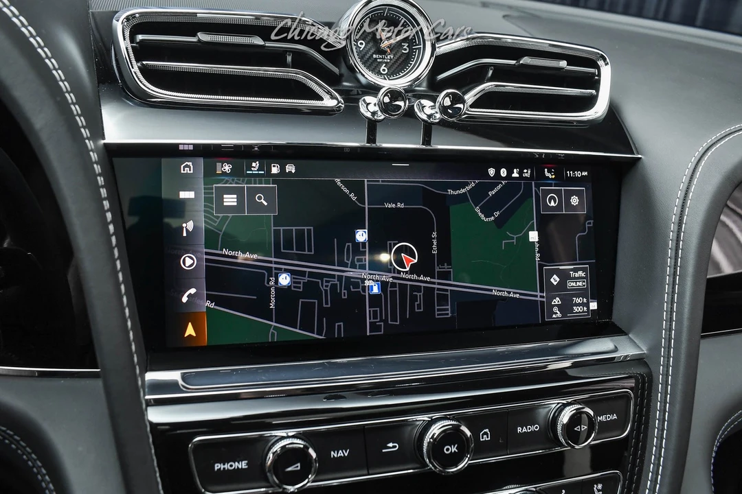 2023 Bentley Bentayga - Image 14 of 21